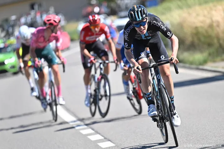 wielerploeg dsm mikt in tour de france op dagsucces