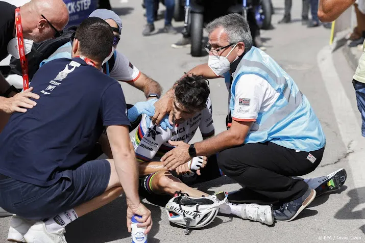 wielrenner alaphilippe na valpartij uit vuelta