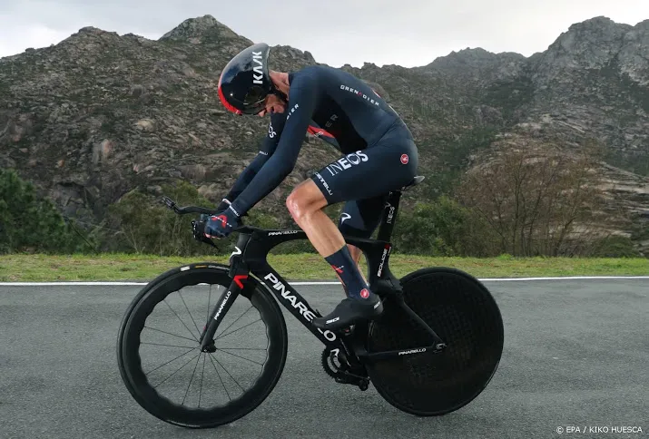 wielrenner froome debuteert in argentinie voor nieuwe ploeg