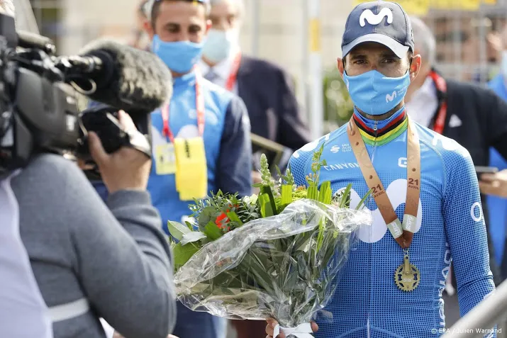 wielrenner valverde wint rit in criterium du dauphine