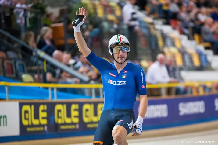 wielrenner viviani mikt op giro tour en omnium in tokio
