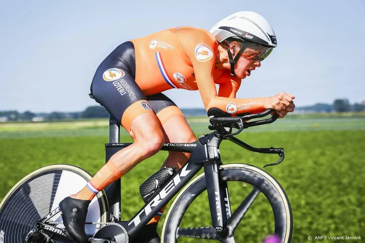 wielrenster van dijk mist amstel gold race wegens corona