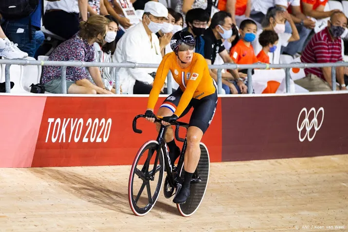 wild levert in en begint als vijfde aan slotonderdeel omnium