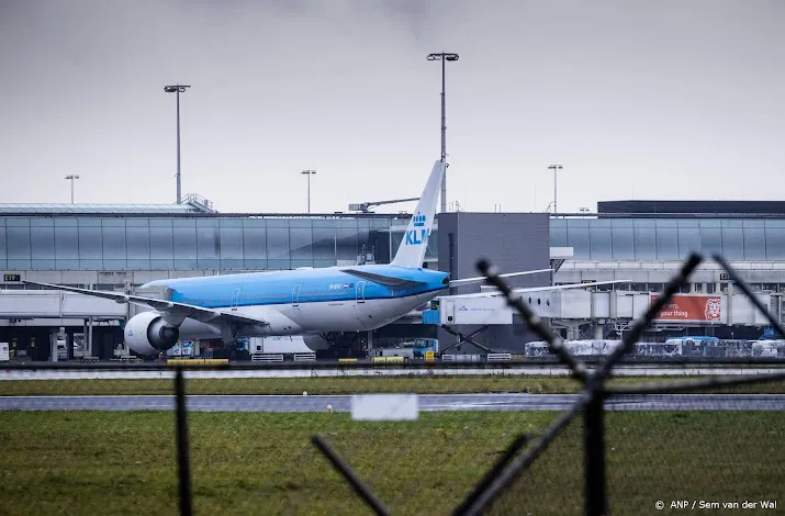wilde staking personeel klm op schiphol