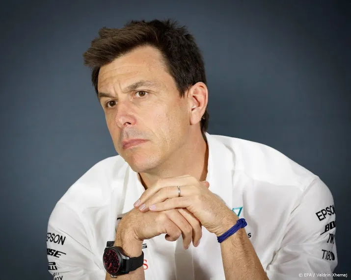 wolff ontkent gesprekken met verstappen
