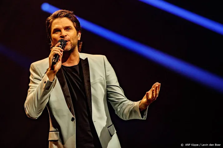 xander de buisonje maakt lied over cold case dode baby doetinchem