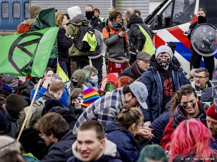 xr niet van plan om vliegtuigen op eindhoven airport te blokkeren
