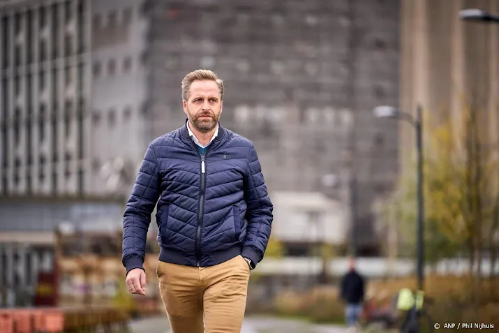 zeker 30 000 aanmeldingen voor aangifte tegen de jonge