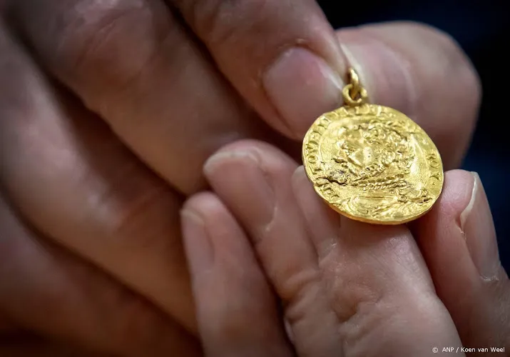 zeldzame gouden geuzenpenning levert 40 000 euro op