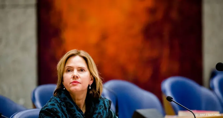 zieke minister schrapt bezoek schiermonnikoog