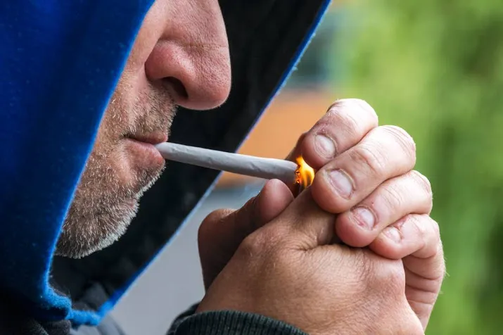 zieke roker leeft 5 jaar langer na stoppen