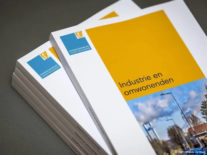 zon 200 actievoerders roepen op tot sluiting chemours fabriek