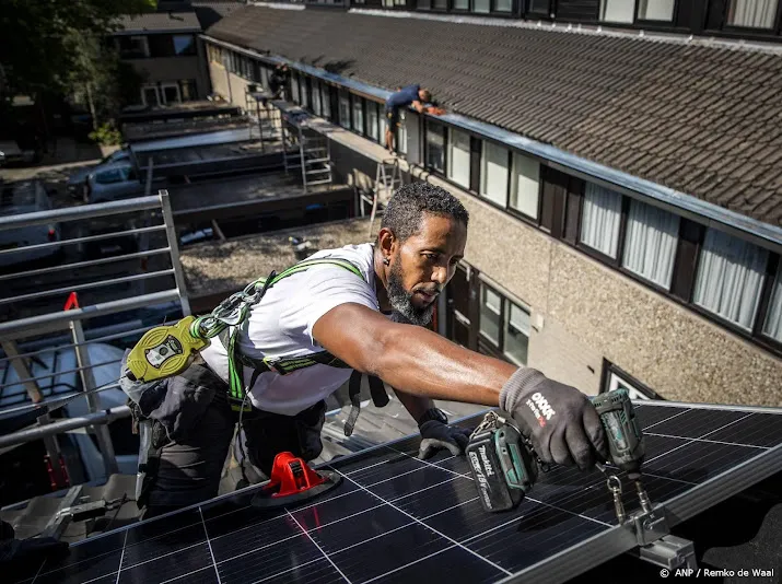 zonne energie groeide flink in 2021 wel problemen met stroomnet