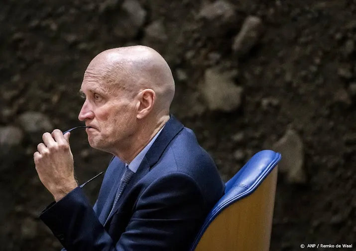 zorgminister kuipers wil werkdruk huisartsen verlagen
