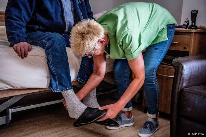 zorgsector groeit weer sneller dan economie