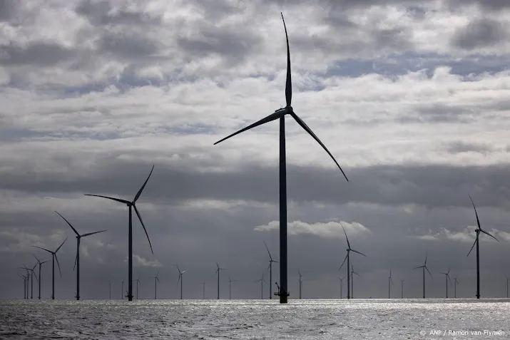 zuiderzeeland sluit sluis in zwarte meer wegens storm