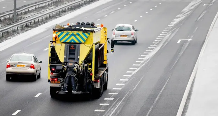 zware ochtendspits wegens gladheid