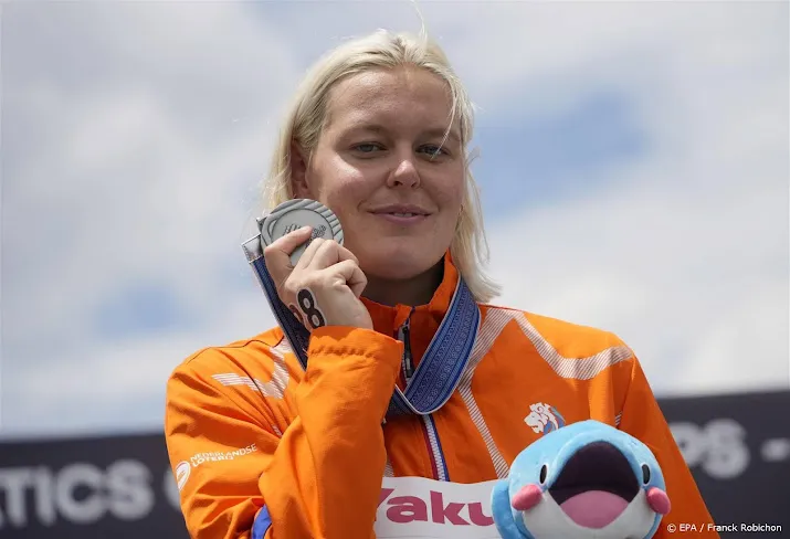 zwemster van rouwendaal wint zilver op de 5 kilometer open water