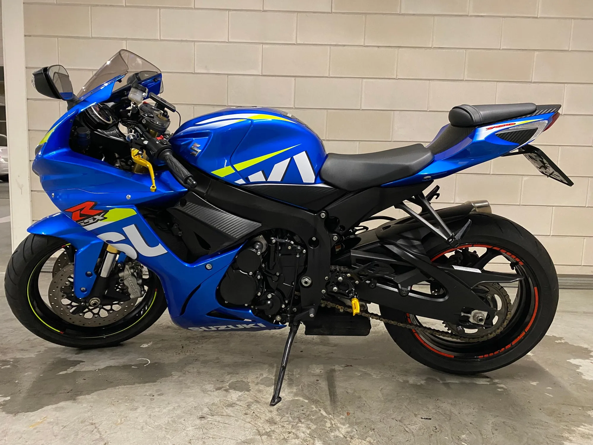 2024532103 de gestolen motor