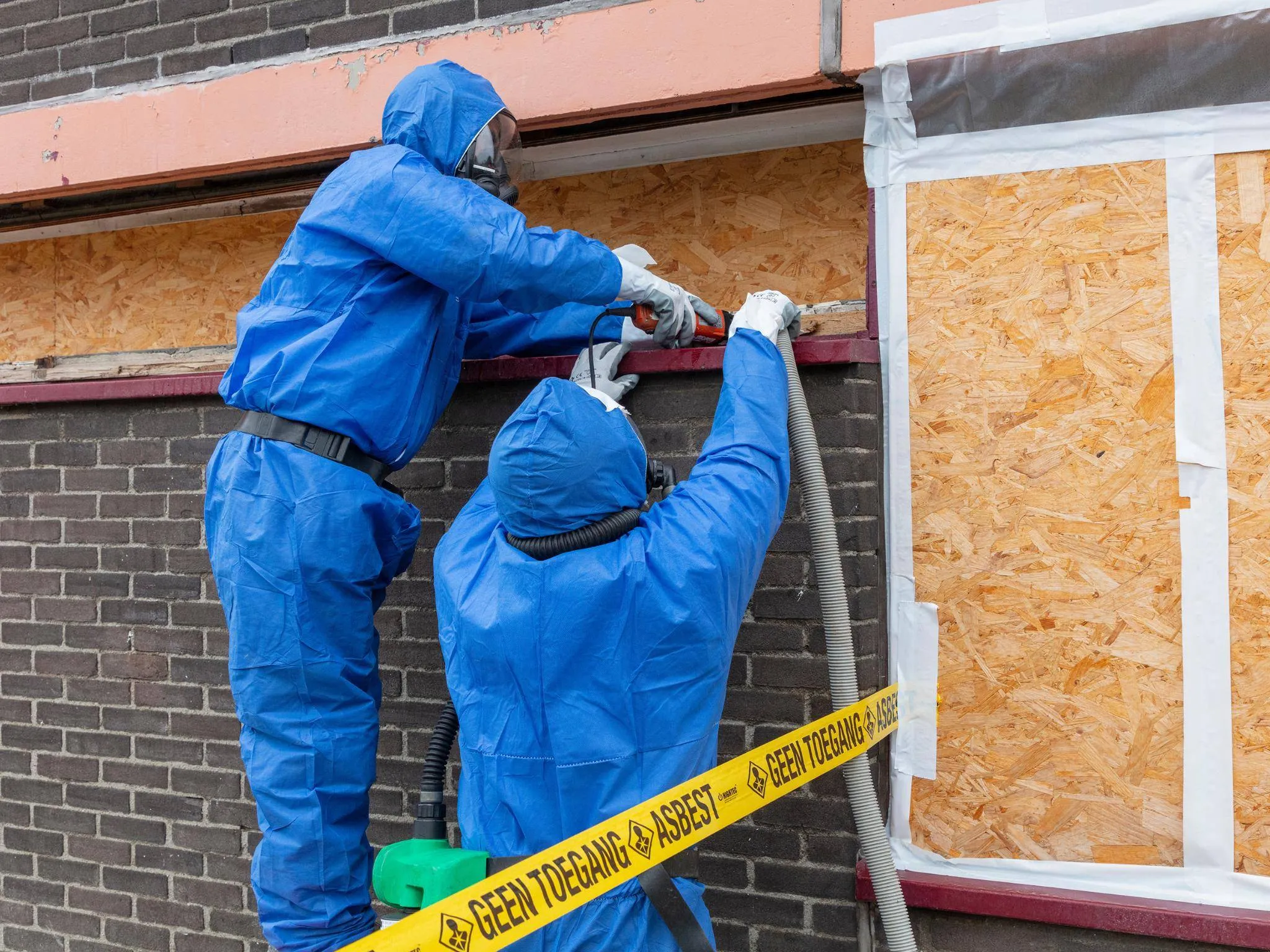 asbest uit woning verwijderen 1