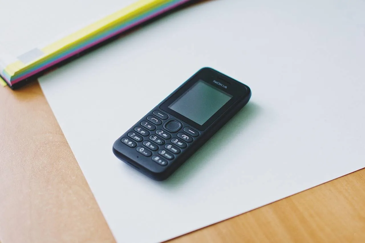 nokia-2617880_1280