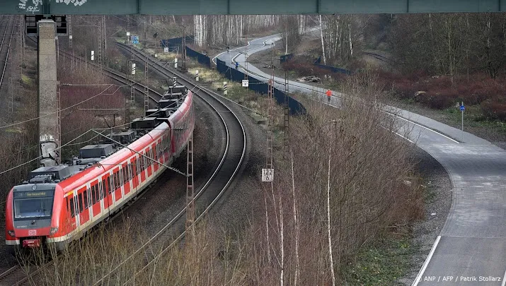 anp120626082 1