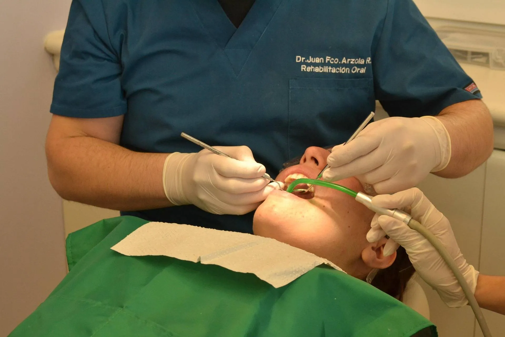 pololofreack30-dentist-998830_1920