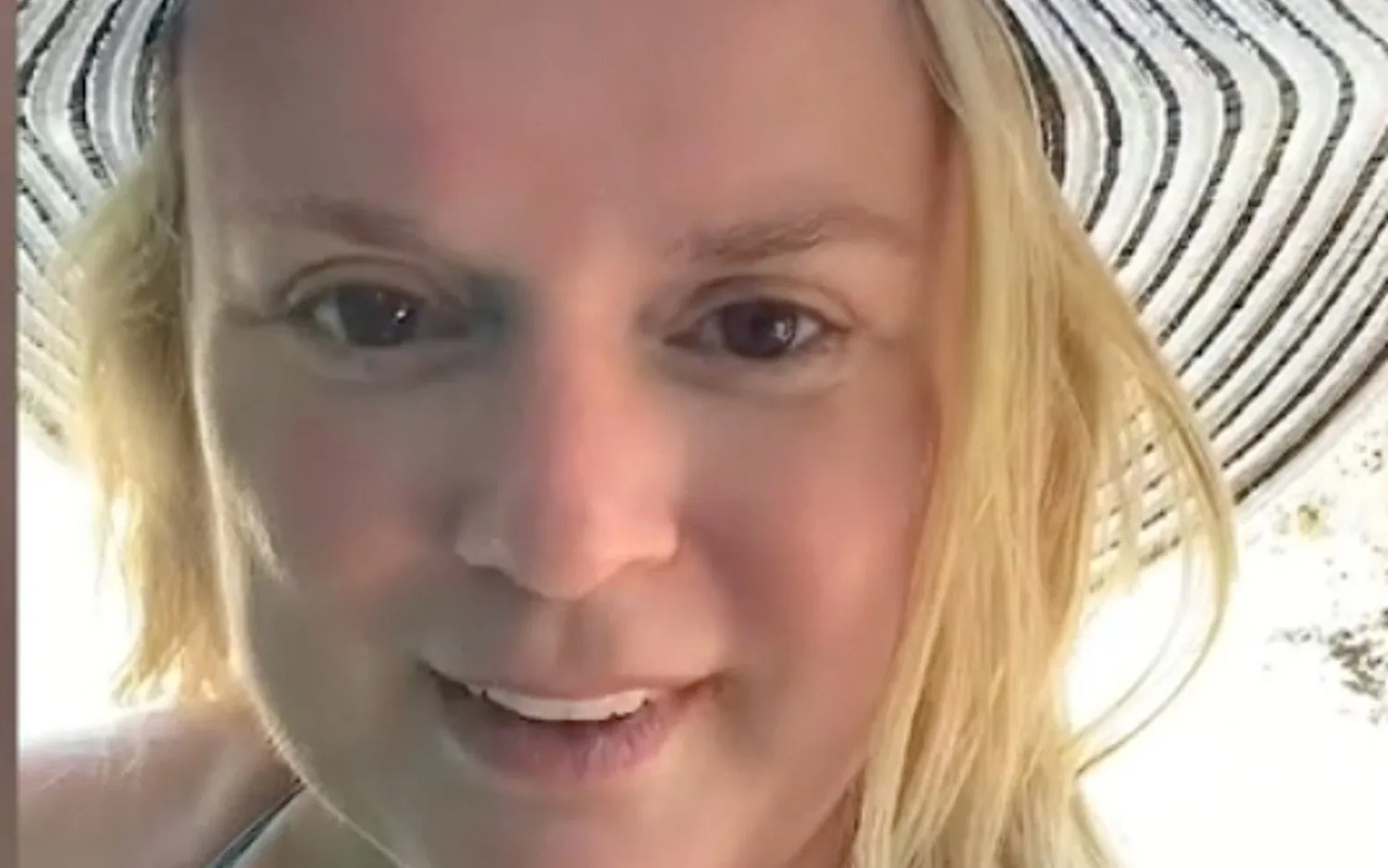 220806BETTYOWCZAREKTIKTOK