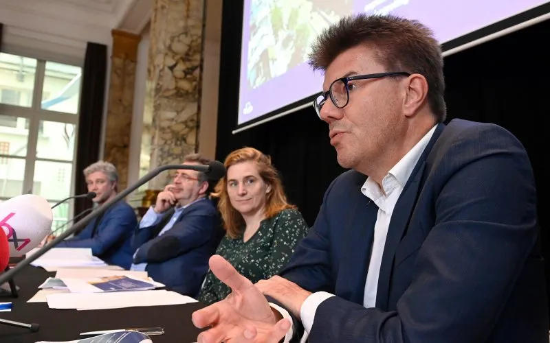SvenGatzBrusselRegeringPhotonews