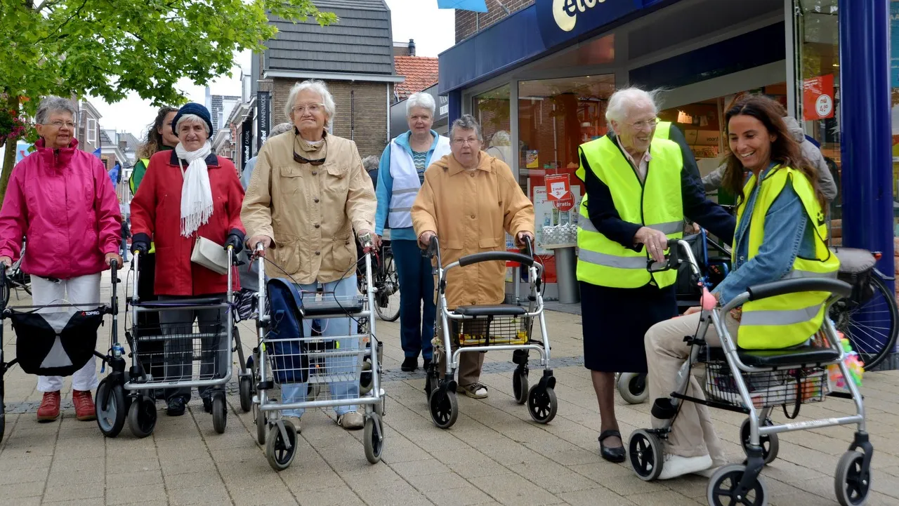 2015 06 09 loopgroep rollatorfit