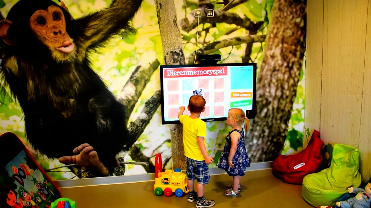 2015 06 19 kinemoto in kinderpark meander