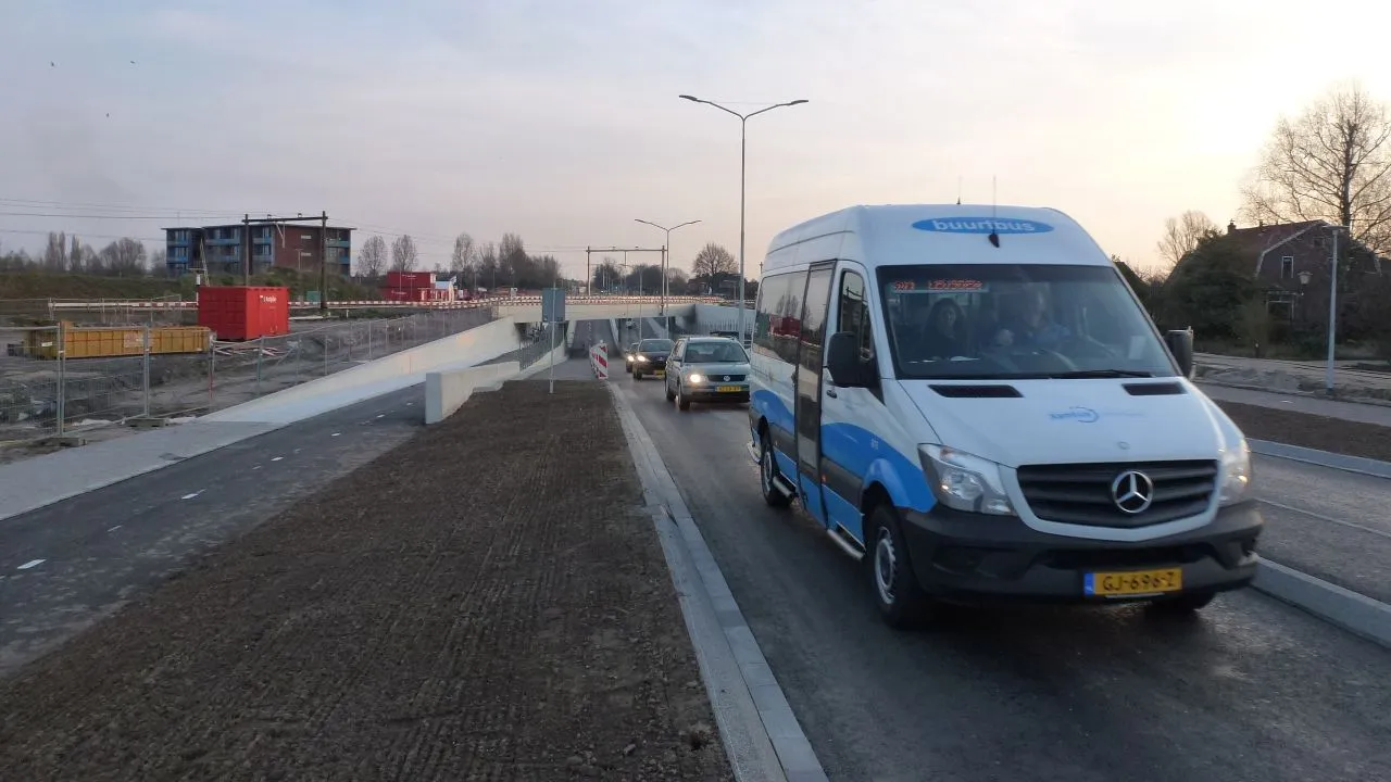 2019 01 11 eerste buurtbus door de spoortunnel nijkerk