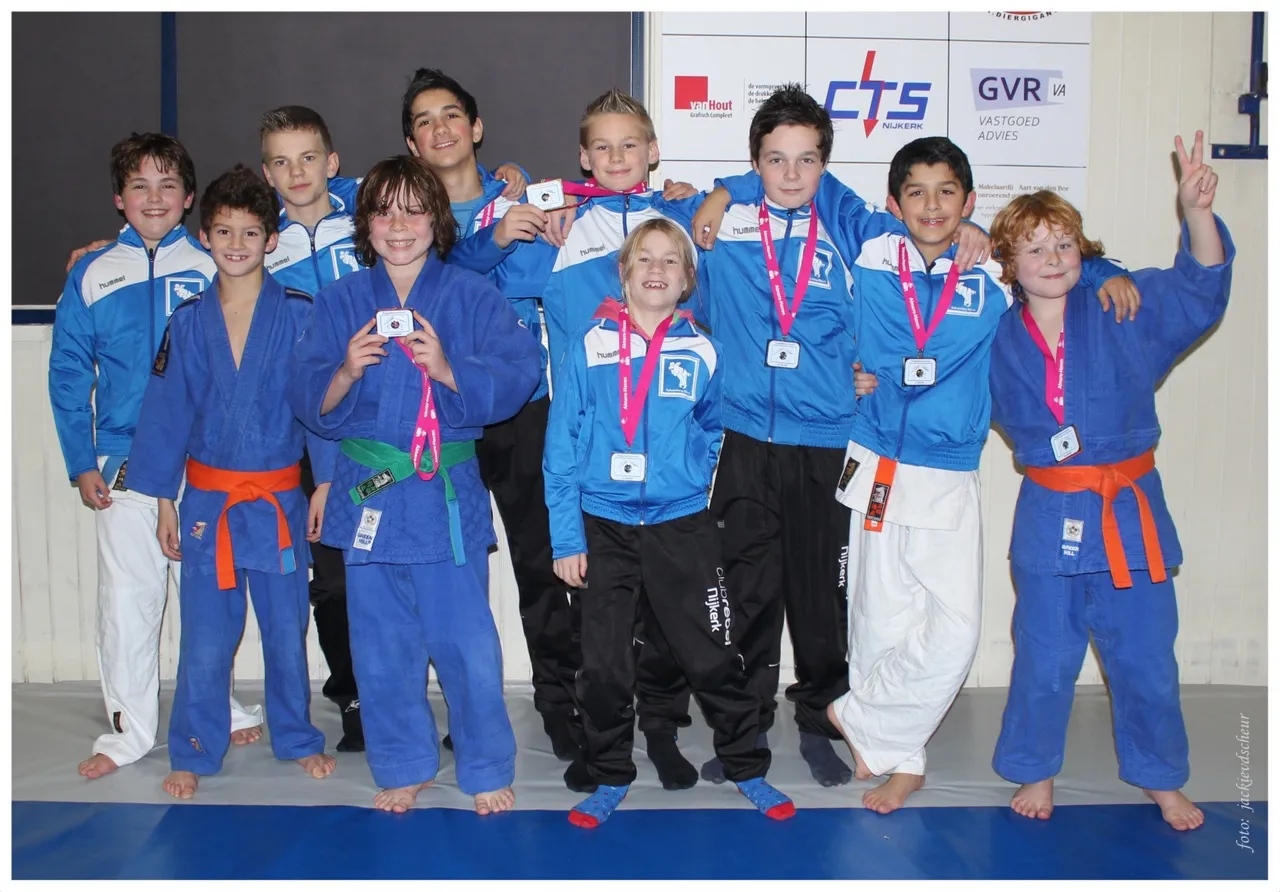 da0wvm0ej2solekagjlhgrr0s 2013 11 30 jvdsalmeredeelnemersmb 2