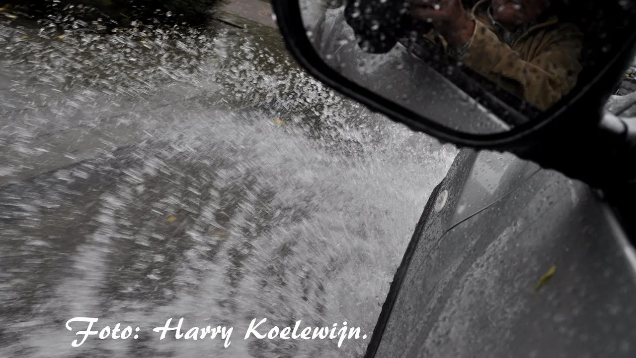 jqpwb16rawjyrg6v6v5efv26w 2013 10 13 wateroverlast 5