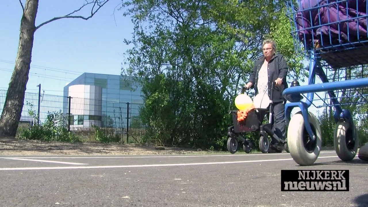 q15m0msnlk31xntc93n1vz6s7 2014 04 19 rollatorrun