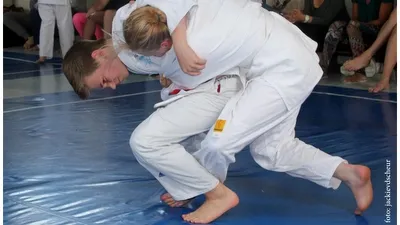 sisngxcxtv581hcldz5z63g5p j2014 06 01 udonijkerkclubtoernooi2014jackievds 4