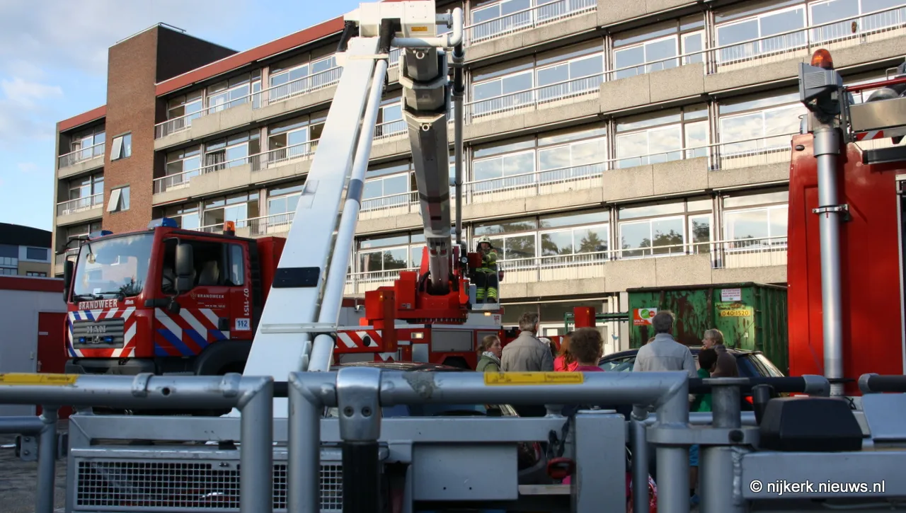 ttxxixq02umakpoxw9s8d6546 2014 06 30 brandweer oefening 001