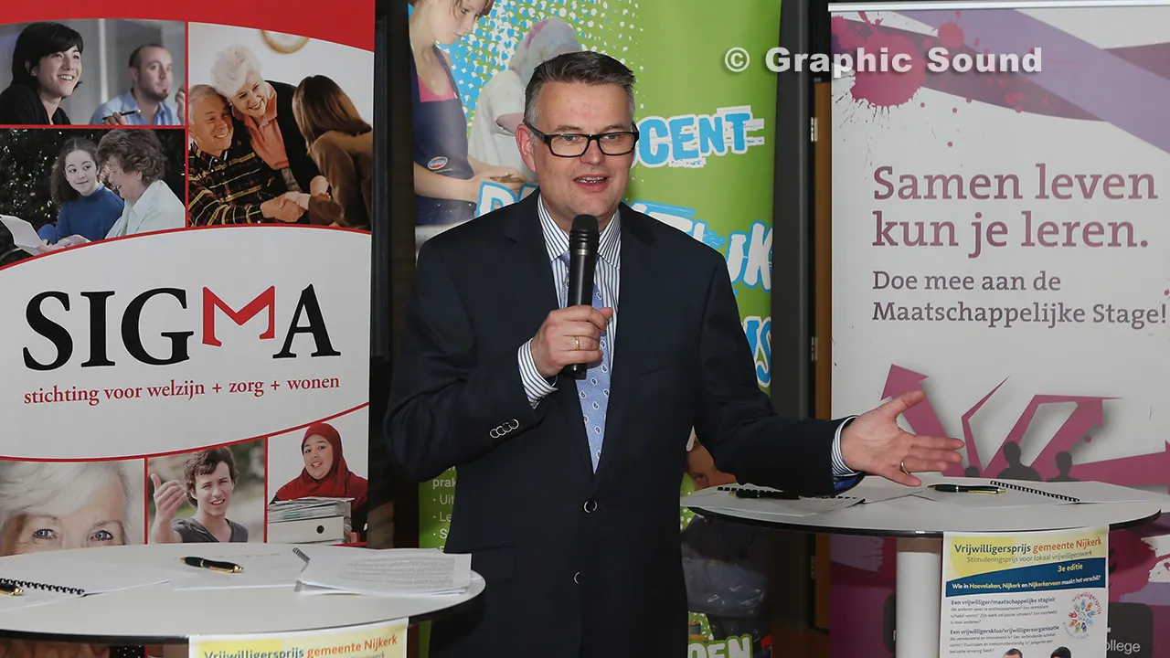 u9wsg6ih71u5vln2r07tzaxqn 2014 03 13 convenant stagest 05