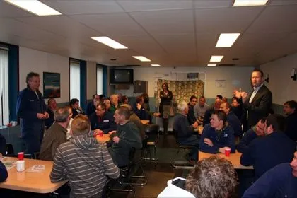 um7kcsj4iwbq0prc0kdr4ae4f 44127