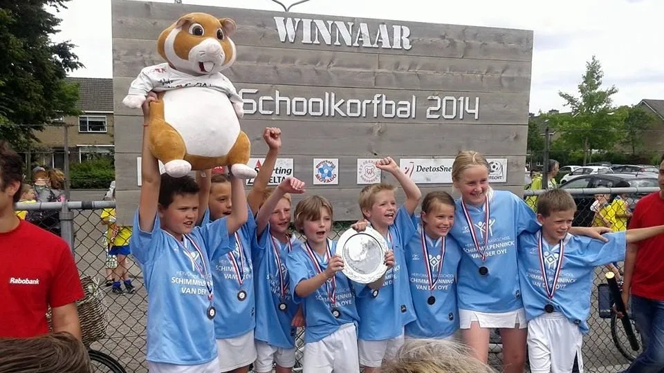 ustogt85naq5eng8d8h8xugzm 2014 06 15 schoolkorfbal