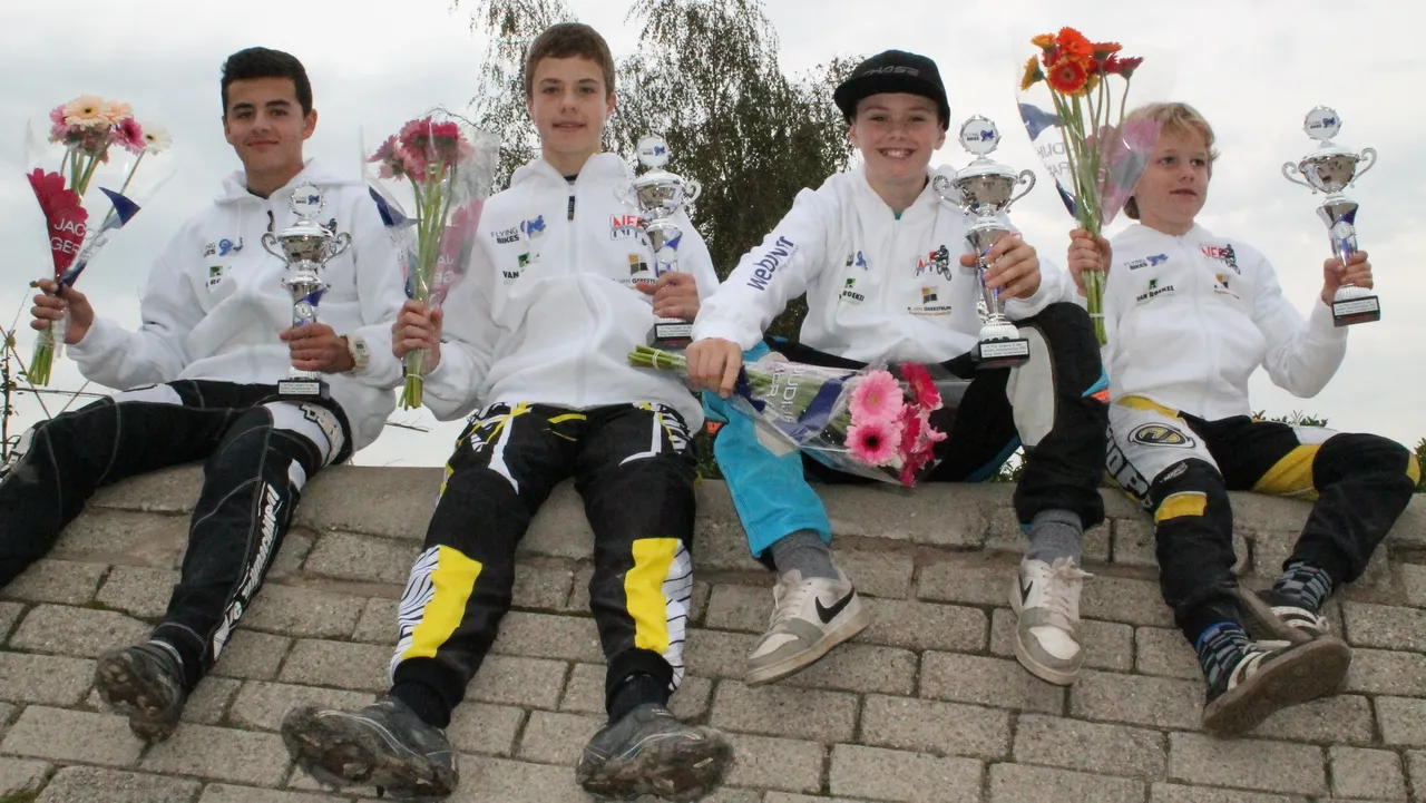 yjhad6b0evz3rw7h4n6w2m5fq 2013 10 20 ncc pk kootwijkerbroek 045