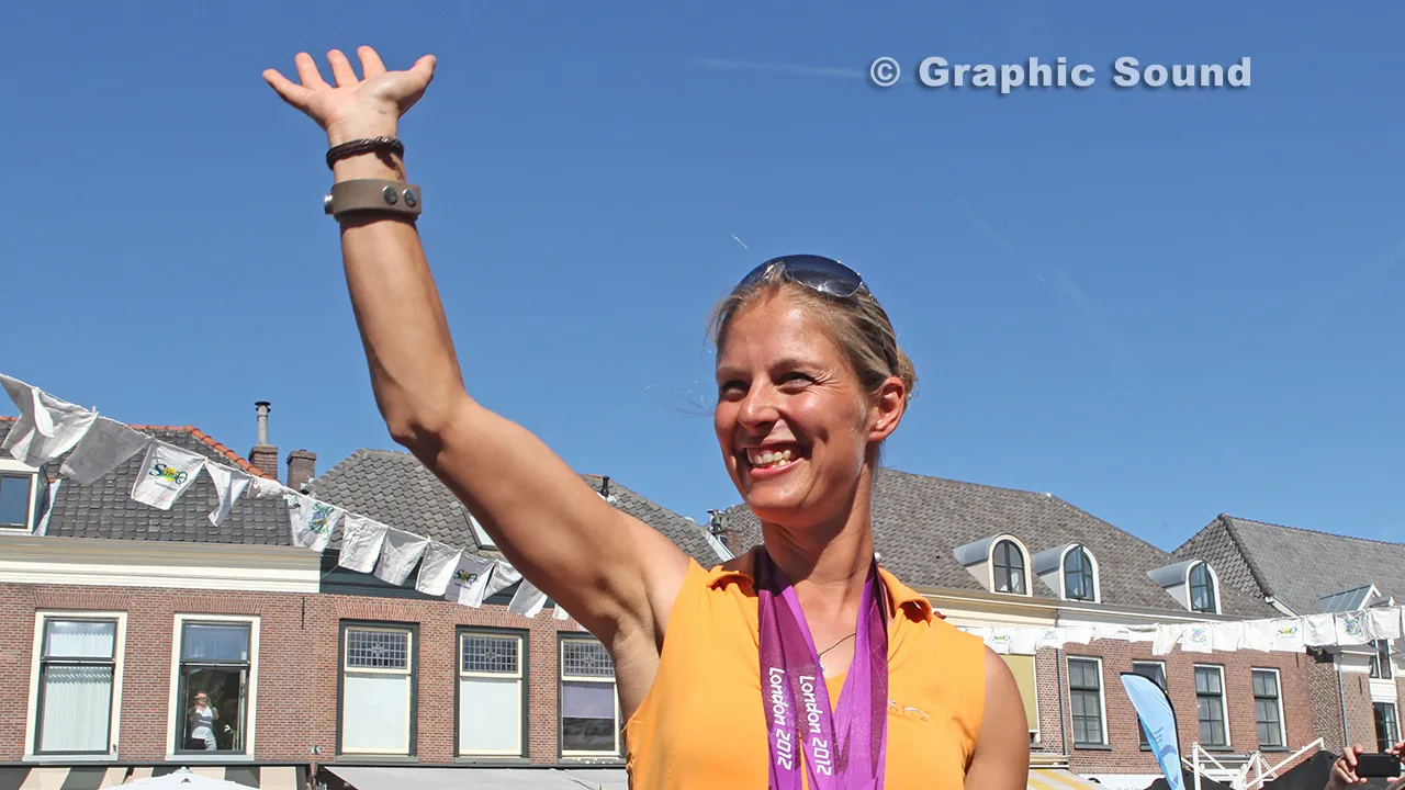 z9fwqeyn7voyhrd7nk32ro0ac adelinde 4