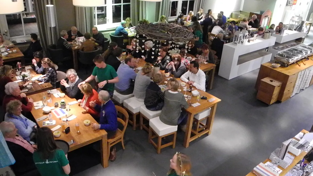 2015 03 14 nepal expeditie corlaer