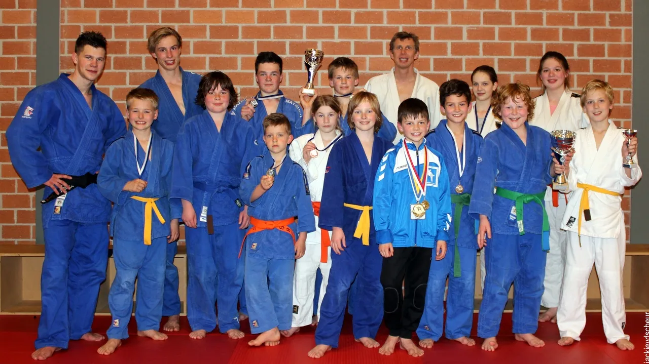 2015 04 12 club rebel