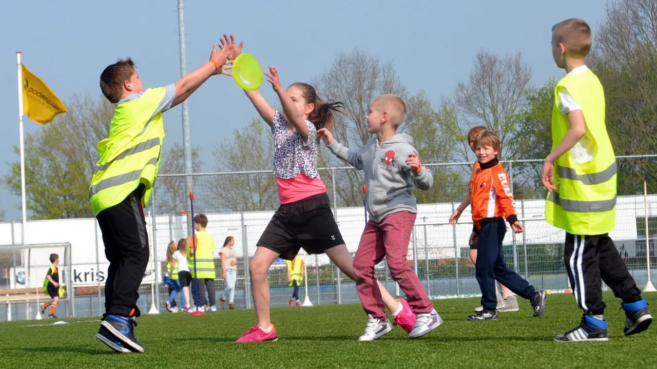 2015 04 23 koningsspelen calvijn school 3