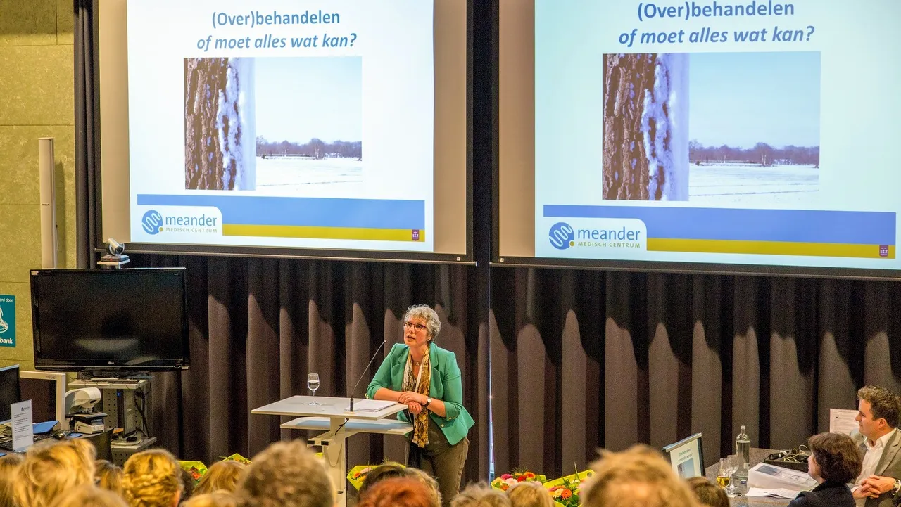 2015 04 28 meander commissie ethiek symposium overbehandelen
