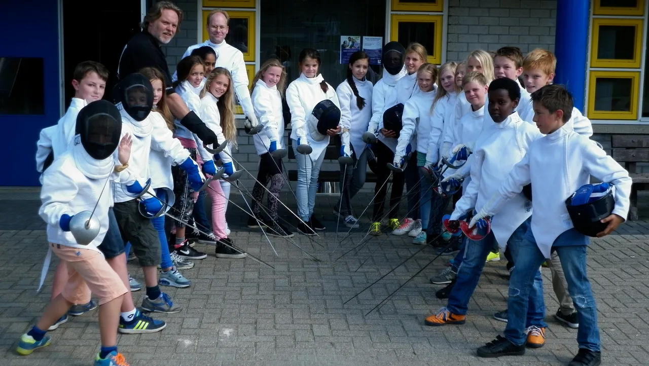 2015 09 19 daltonschool corlae schermen groep 8