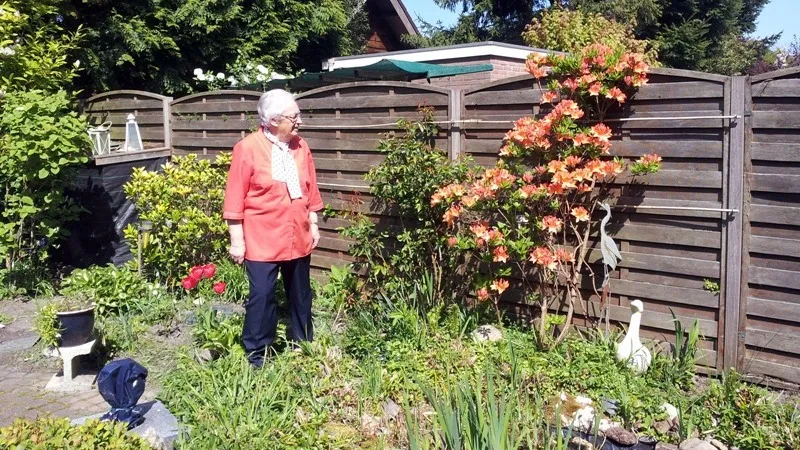 2015 09 26 hovenier helpt satter