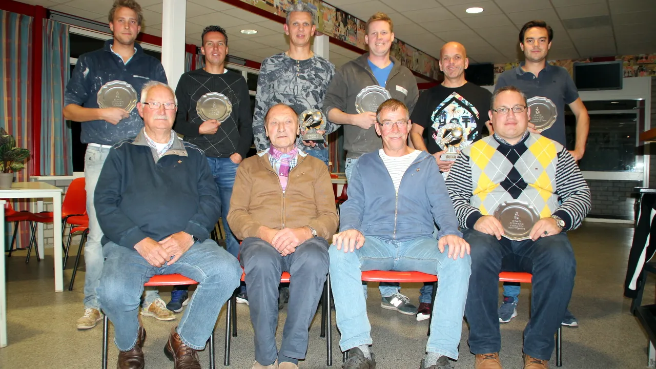 2015 10 07 sc hoevelaken huldiging