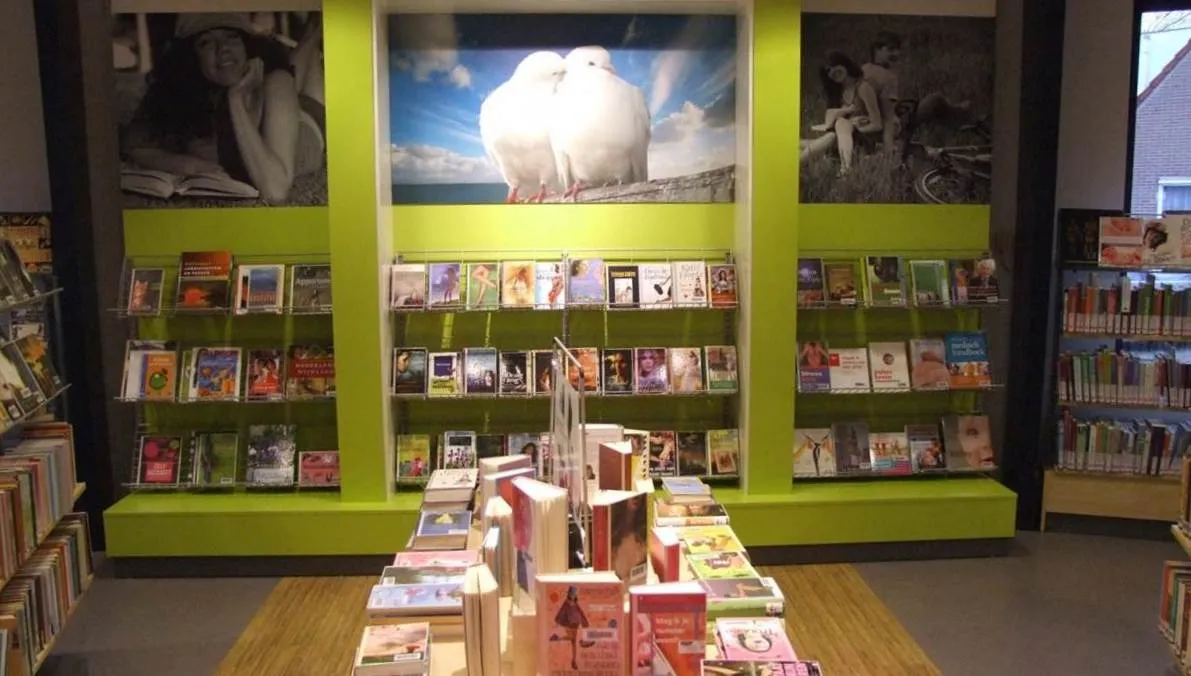 2015 10 09 bibliotheek white box2